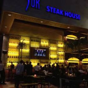 Upscale steakhouse and bar in Playa del Carmen, Mexico – Best Places In The World To Retire – International Living