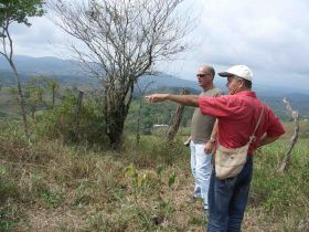 Michael Vuytowecz being shown land in Panama – Best Places In The World To Retire – International Living