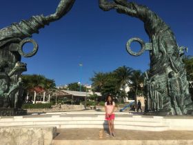 Playa del Carme Beach Sculptures with Jet Metier – Best Places In The World To Retire – International Living