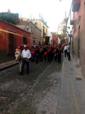 Parade through San Miguel de Allende, Mexico – Best Places In The World To Retire – International Living