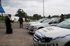 Chaplain blessing new police cars, Panama – Best Places In The World To Retire – International Living