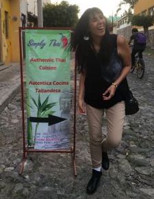 Jet Metier in Ajijic next to sign for Thai restaurant