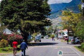Cerro Punta Panama Chiriqui street and mountains – Best Places In The World To Retire – International Living