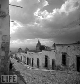 Historical black and white picture of San Miguel de Allende with parroquia in the background – Best Places In The World To Retire – International Living