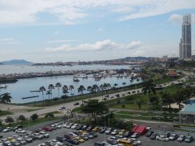 Biking from Casco Viejo to Punta Paitilla along the Cinta Costera bayfront strip – Best Places In The World To Retire – International Living